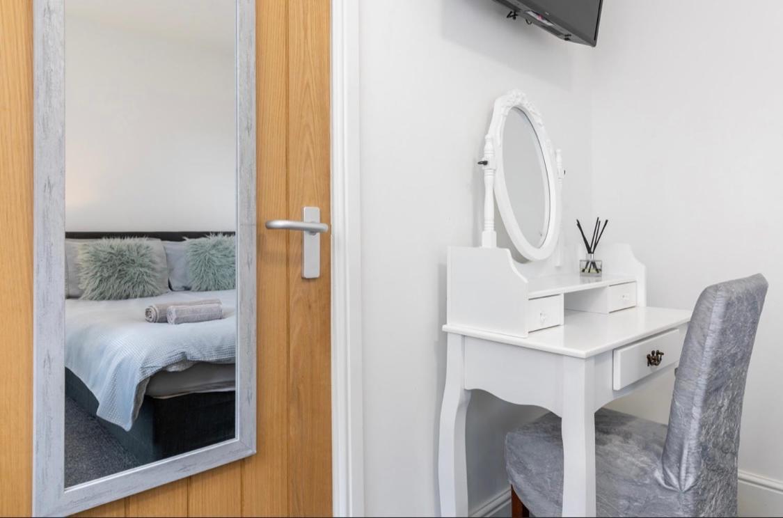 Megs Island Guest House Cleethorpes Esterno foto