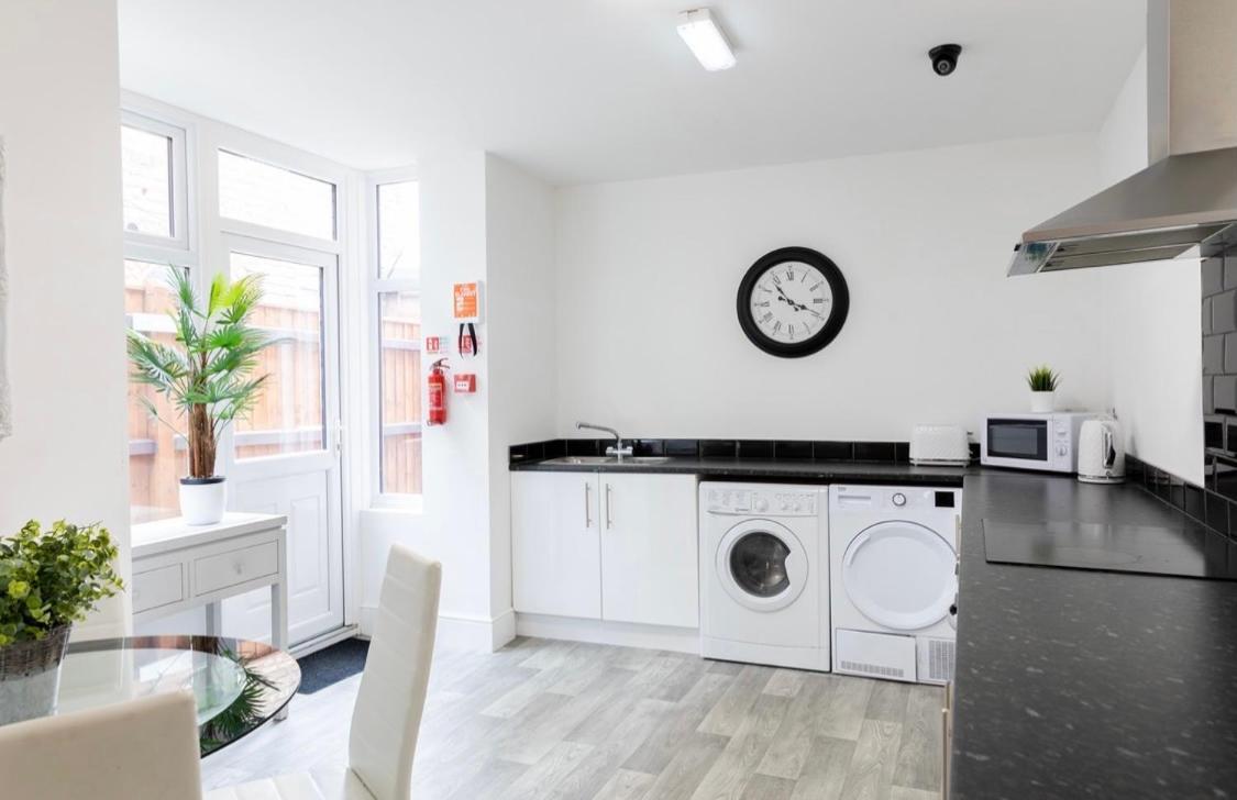 Megs Island Guest House Cleethorpes Esterno foto