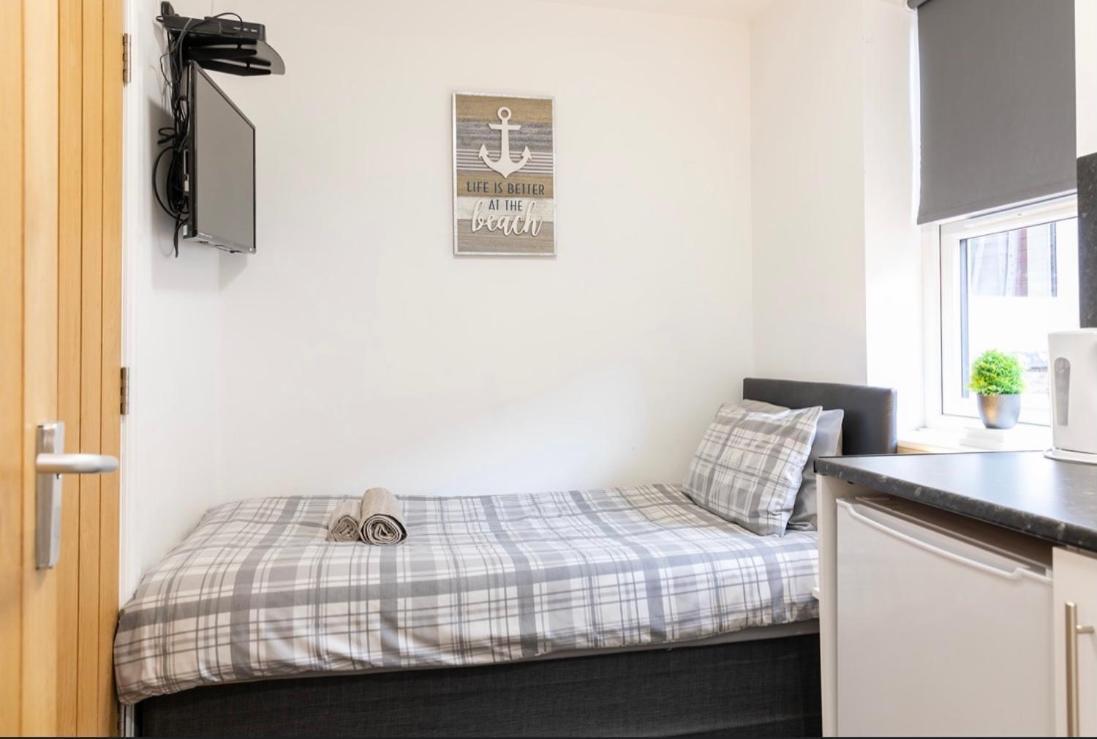 Megs Island Guest House Cleethorpes Esterno foto